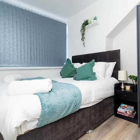 Carter House - Spacious House Close To Centre Holiday home *